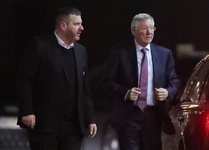 Sir Alex mang lieu thuoc tinh than cho cau thu MU truoc derby nuoc Anh hinh anh