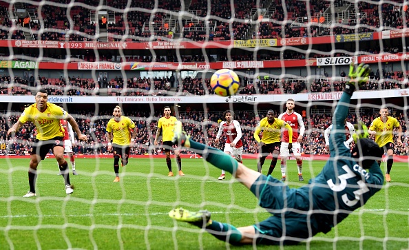 Oezil phá kỷ lục của Cantona ảnh 2 Oezil pha ky luc cua Cantona anh 2