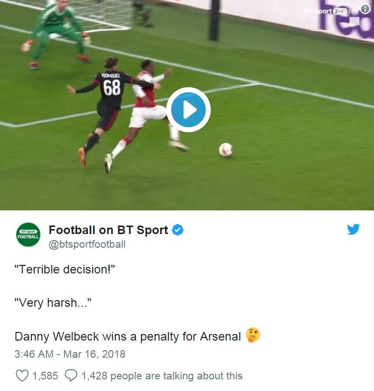 CDV phan no voi pha an va cua Danny Welbeck anh 5