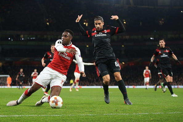 CDV phan no voi pha an va cua Danny Welbeck hinh anh