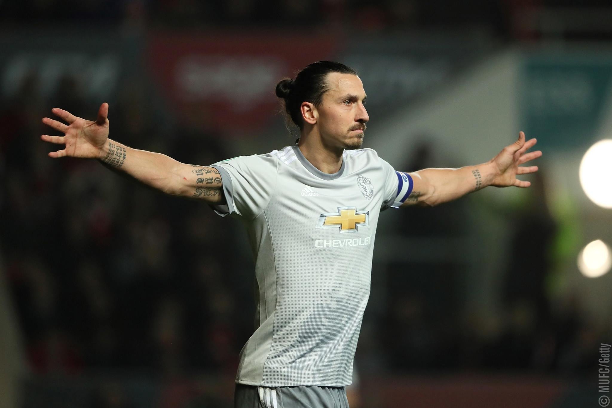 khoanh khac dang nho cua Ibrahimovic tai Man Utd anh 14