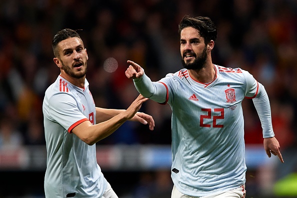 Isco lap hat-trick, Tay Ban Nha vui dap Argentina 6-1 hinh anh