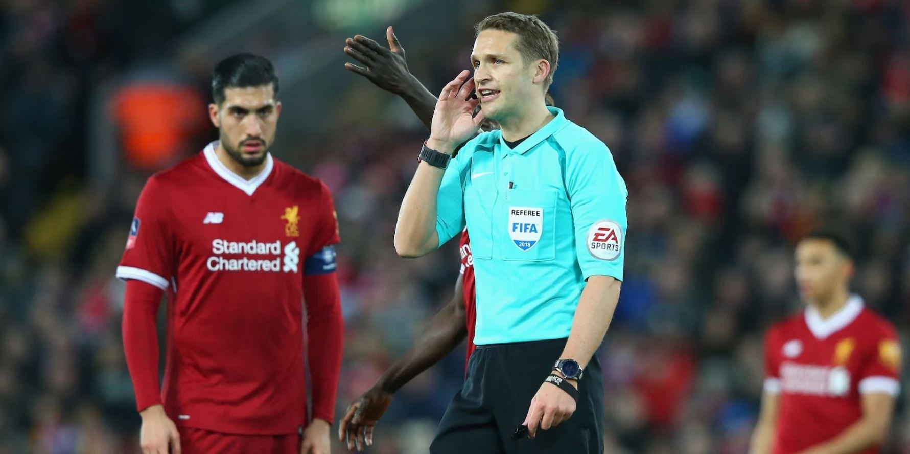 Premier League, Cup chau Au dong loat noi khong voi VAR hinh anh