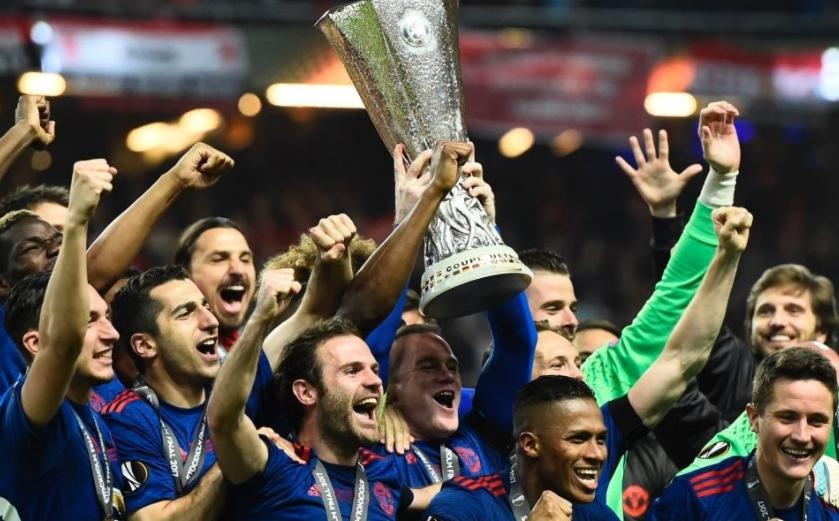 Cúp Europa League bị trộm ảnh 2 Cup Europa League bi trom anh 2