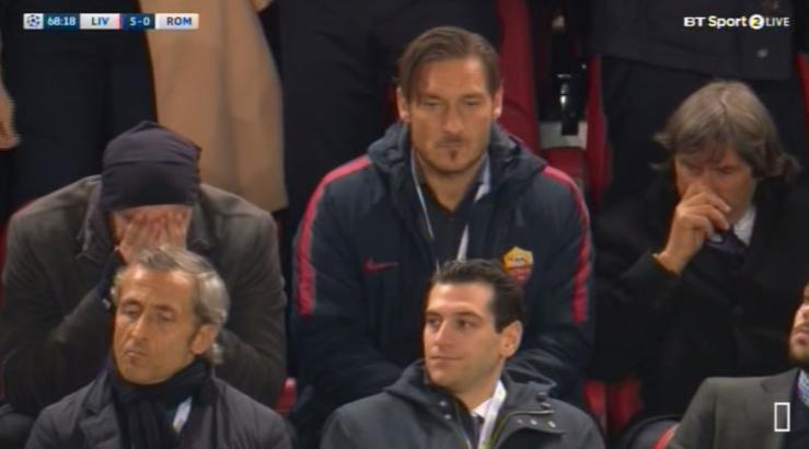 Totti 'can loi' khi chung kien AS Roma bi Salah nhan chim hinh anh