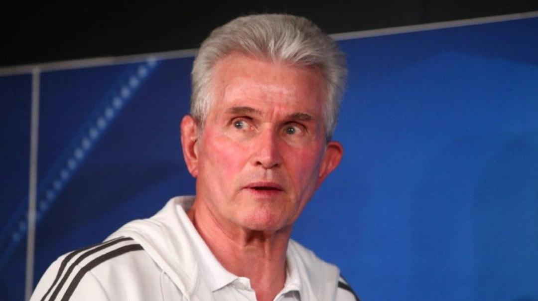 Ulreich bi bo lai tren san anh 10