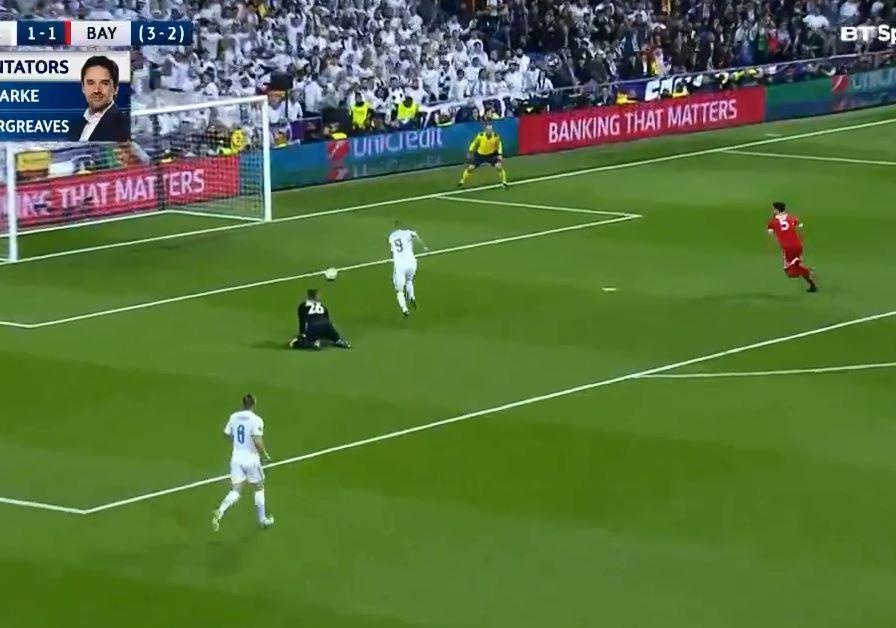 Ulreich bi bo lai tren san anh 1