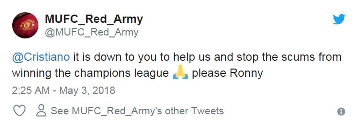 Fan MU cau xin Ronaldo ha Liverpool anh 4
