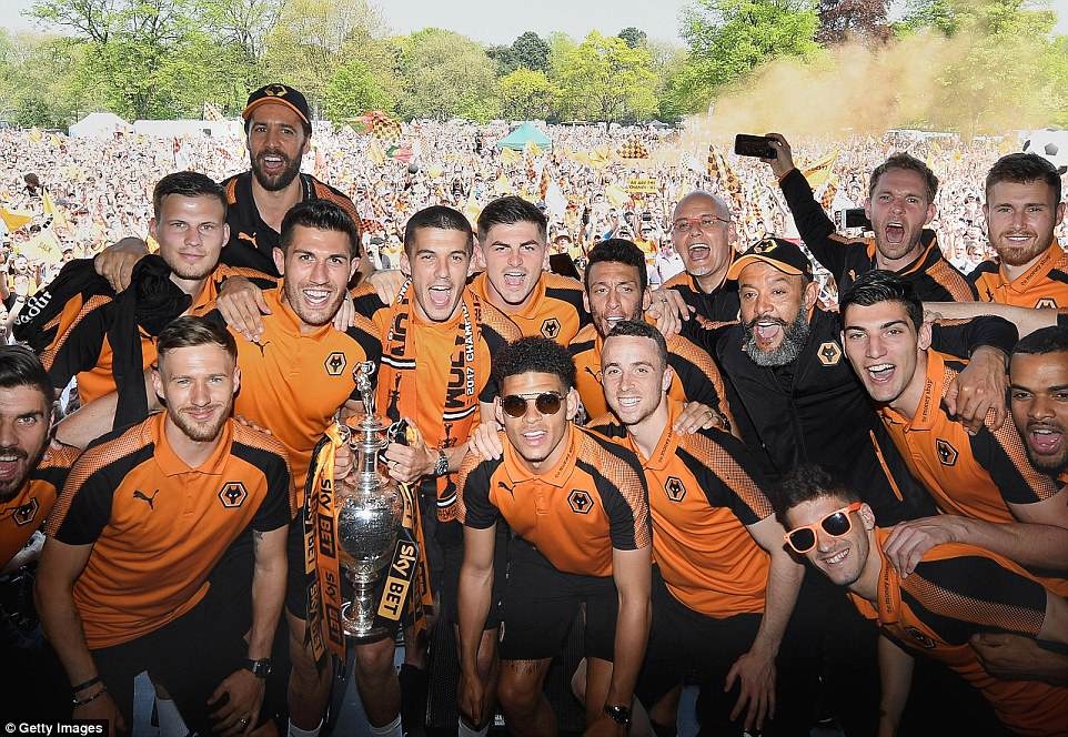 Wolverhampton thang hang Premier League anh 2