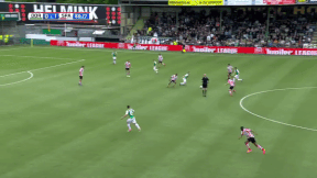 Cau thu 'na dai bac' tung luoi doi nha tu khoang cach 40 m hinh anh