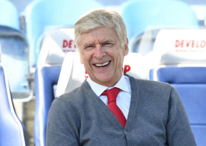 Wenger cui chao CDV Arsenal lan cuoi gay xuc dong anh 11