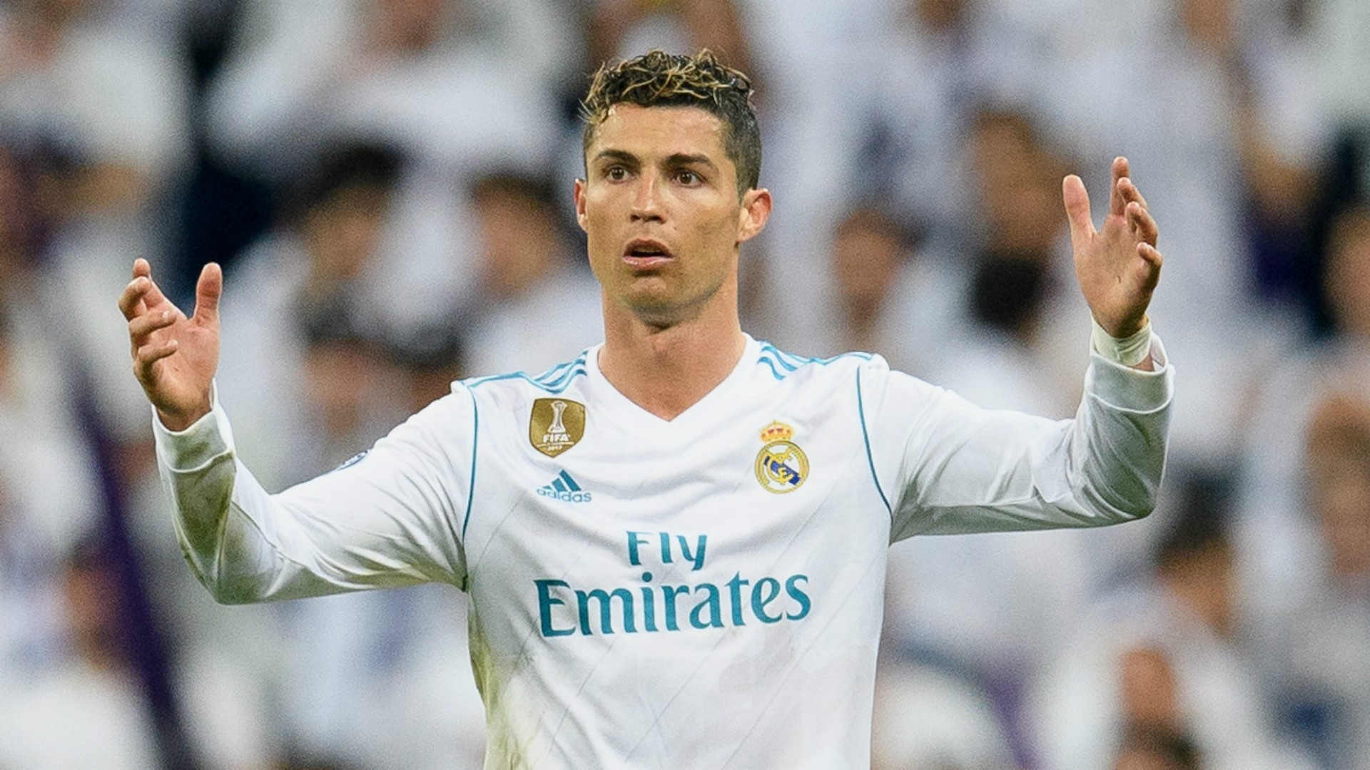 20 cau thu hay nhat mua: Ronaldo thu 16, Messi so mot hinh anh