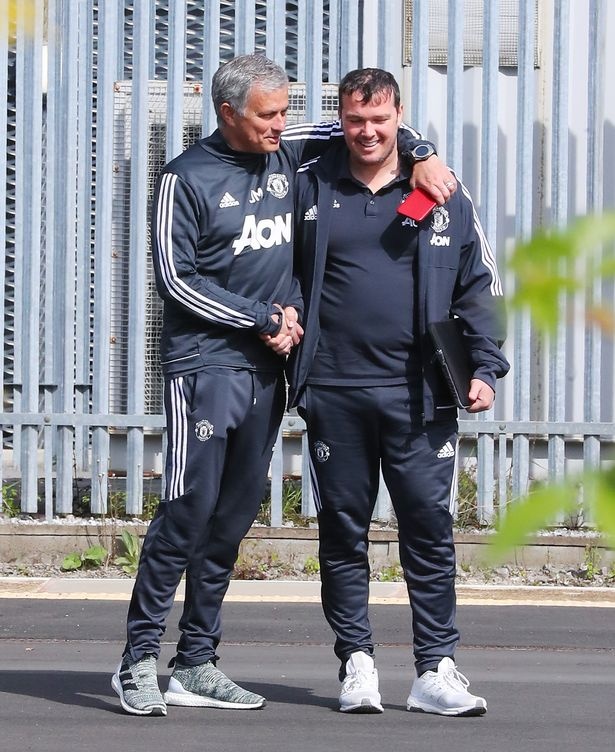 MU mang đội hình mạnh nhất đến chung kết FA ảnh 3 MU mang doi hinh manh nhat den chung ket FA anh 3