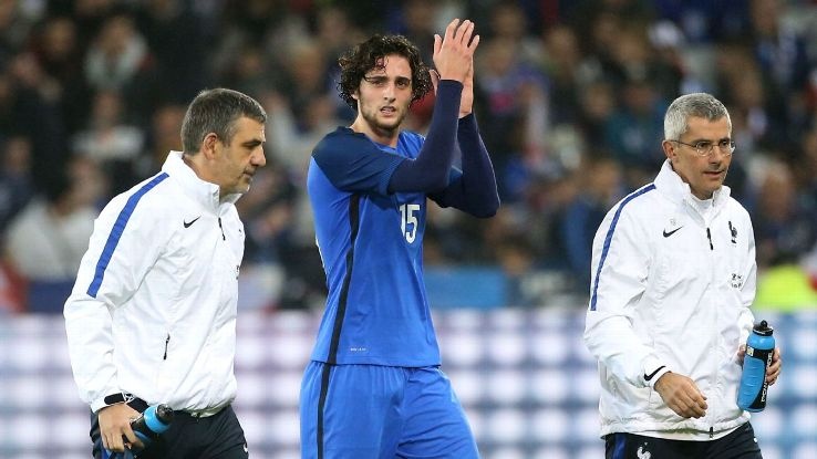 doi hinh sao Phap ngoi nha xem World Cup anh 6