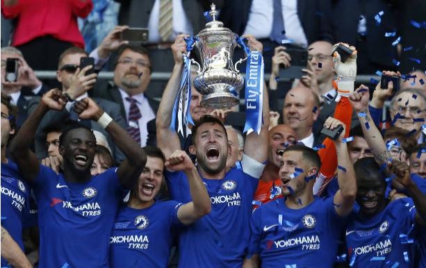 Ha Man Utd, Chelsea lan thu 8 dang quang FA Cup hinh anh