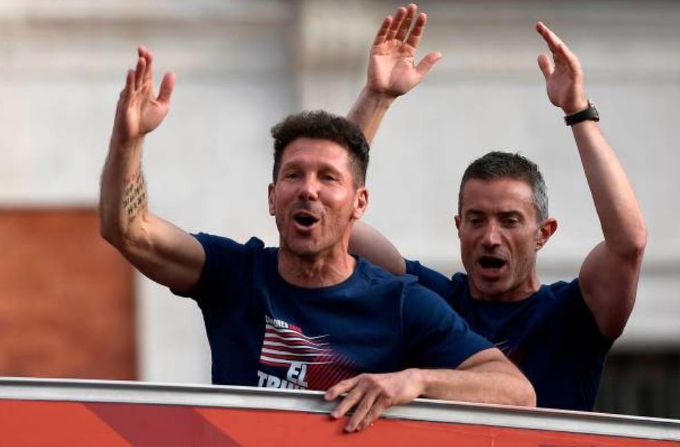 Torres nghen ngao trong le ruoc cup Europa League anh 11