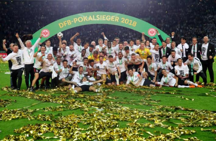 BAyern thua Frankfurt anh 11