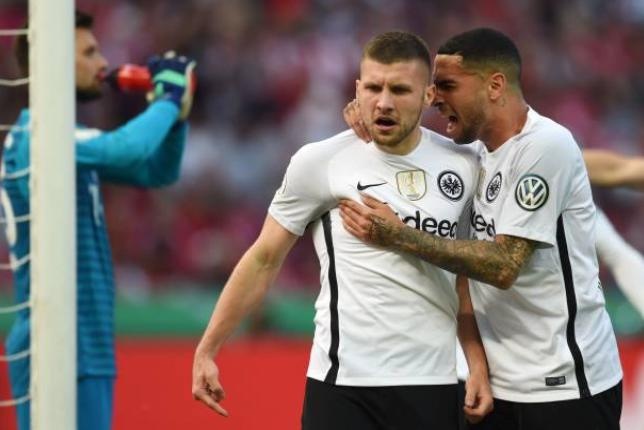 BAyern thua Frankfurt anh 3