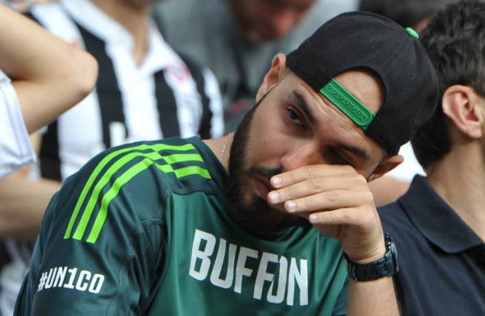 Buffon khoc nghen trong ngay chia tay Juventus anh 9