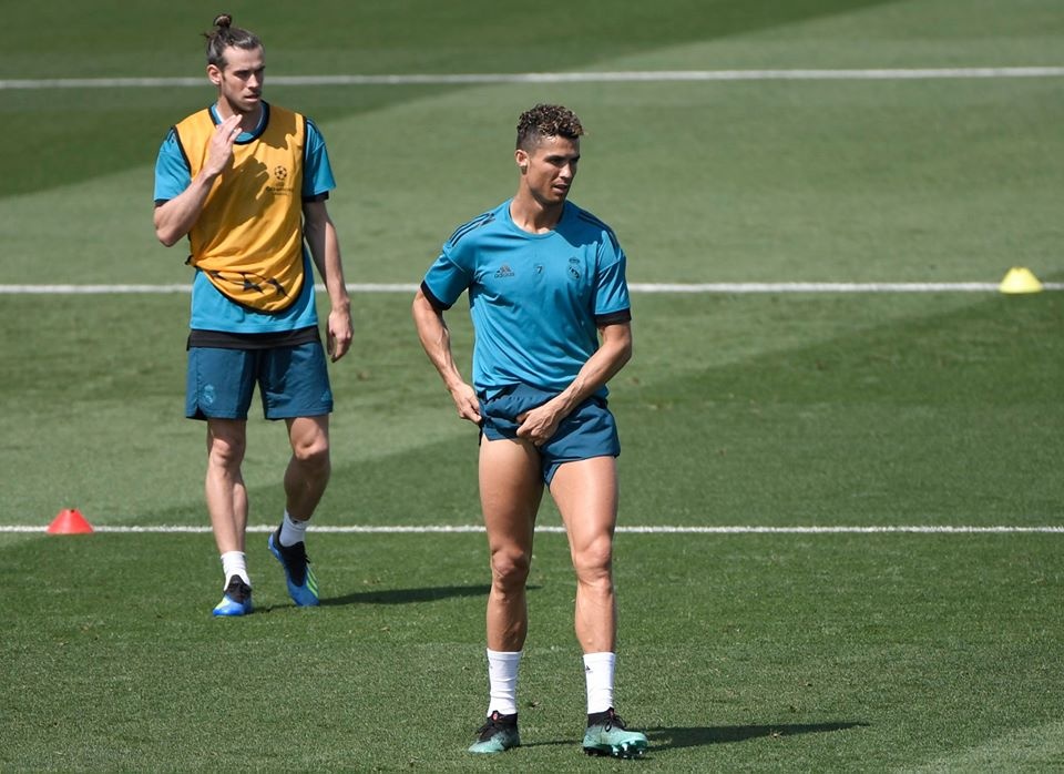 Real tap luyen chung ket C1 anh 1