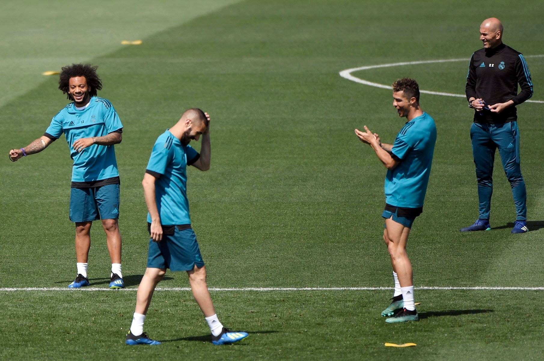 Real tap luyen chung ket C1 anh 4