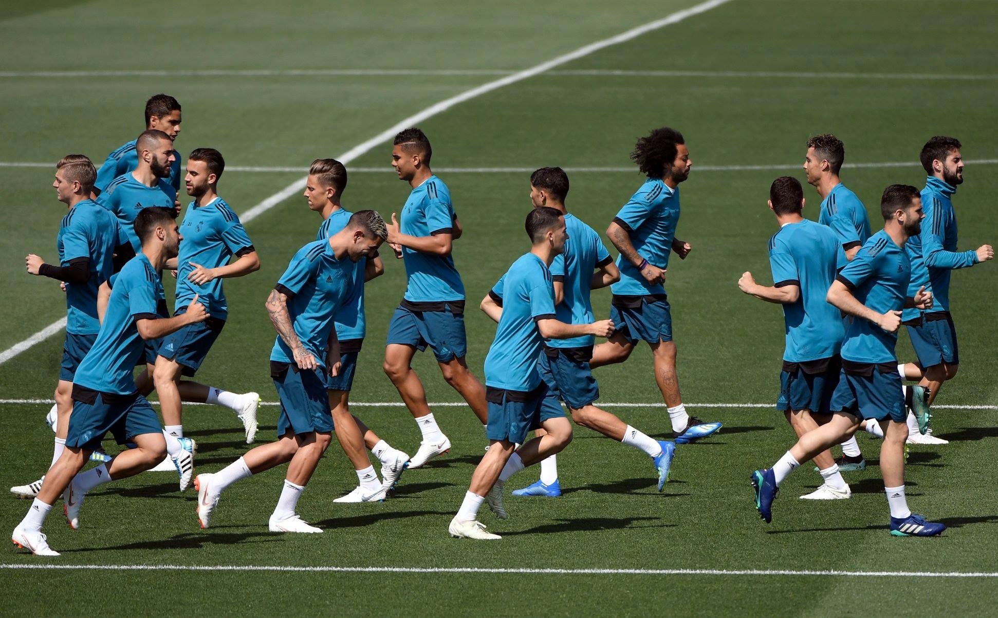 Real tap luyen chung ket C1 anh 6