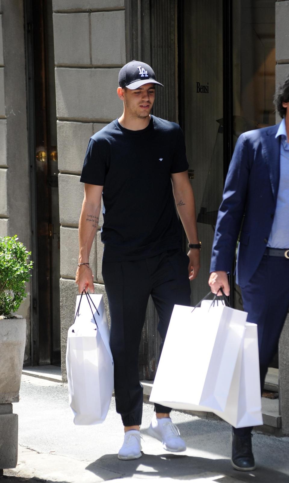 Morata san sang roi Chelsea? anh 2