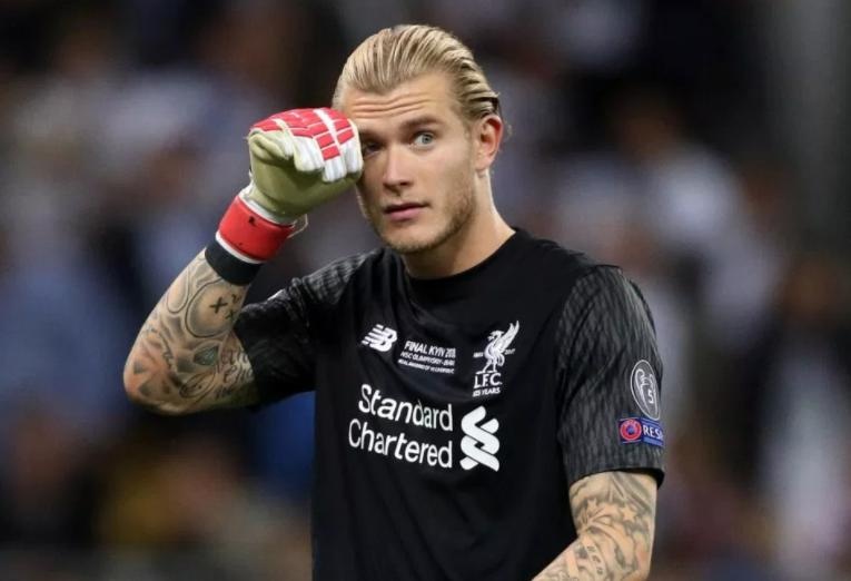 Loris Karius phai di chup chieu dau anh 2
