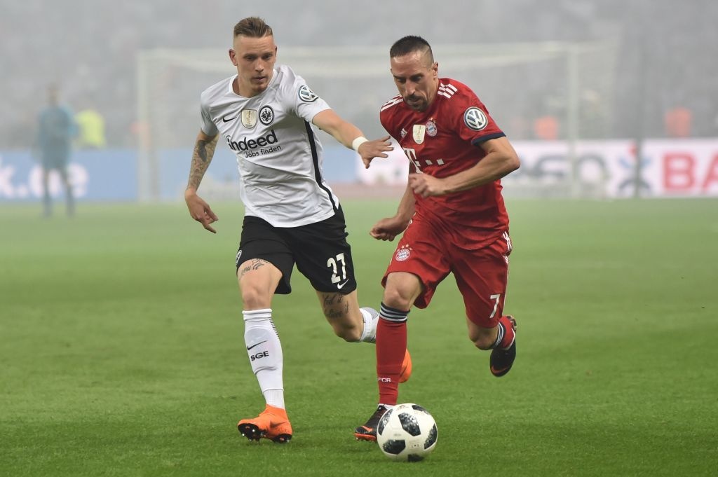 10 vu chuyen nhuong dang chu y anh 3