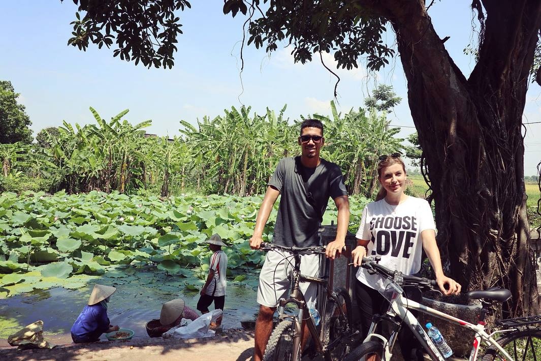 Hành trình thú vị của Chris Smalling tại Việt Nam ảnh 6 Hanh trinh thu vi cua Chris Smalling tai Viet Nam anh 6