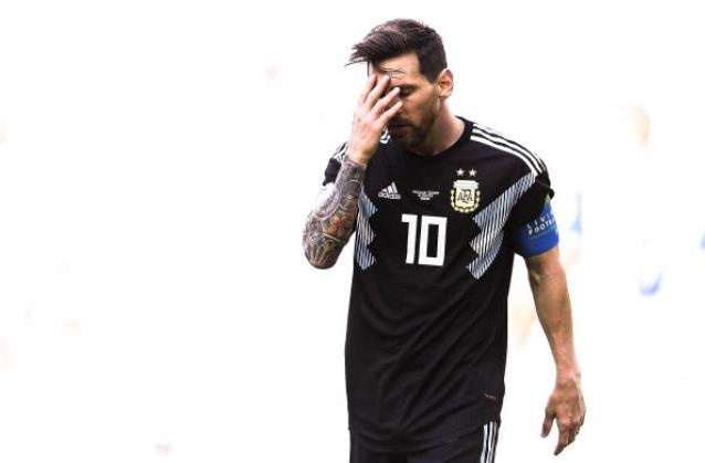 Messi da hong pen va nhung khoanh khac dang nho ngay thu 3 World Cup hinh anh
