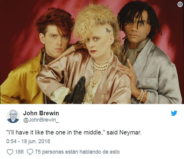 CĐV chế nhạo tóc mỳ tôm của Neymar ảnh 7 CDV che nhao toc my tom cua Neymar anh 7