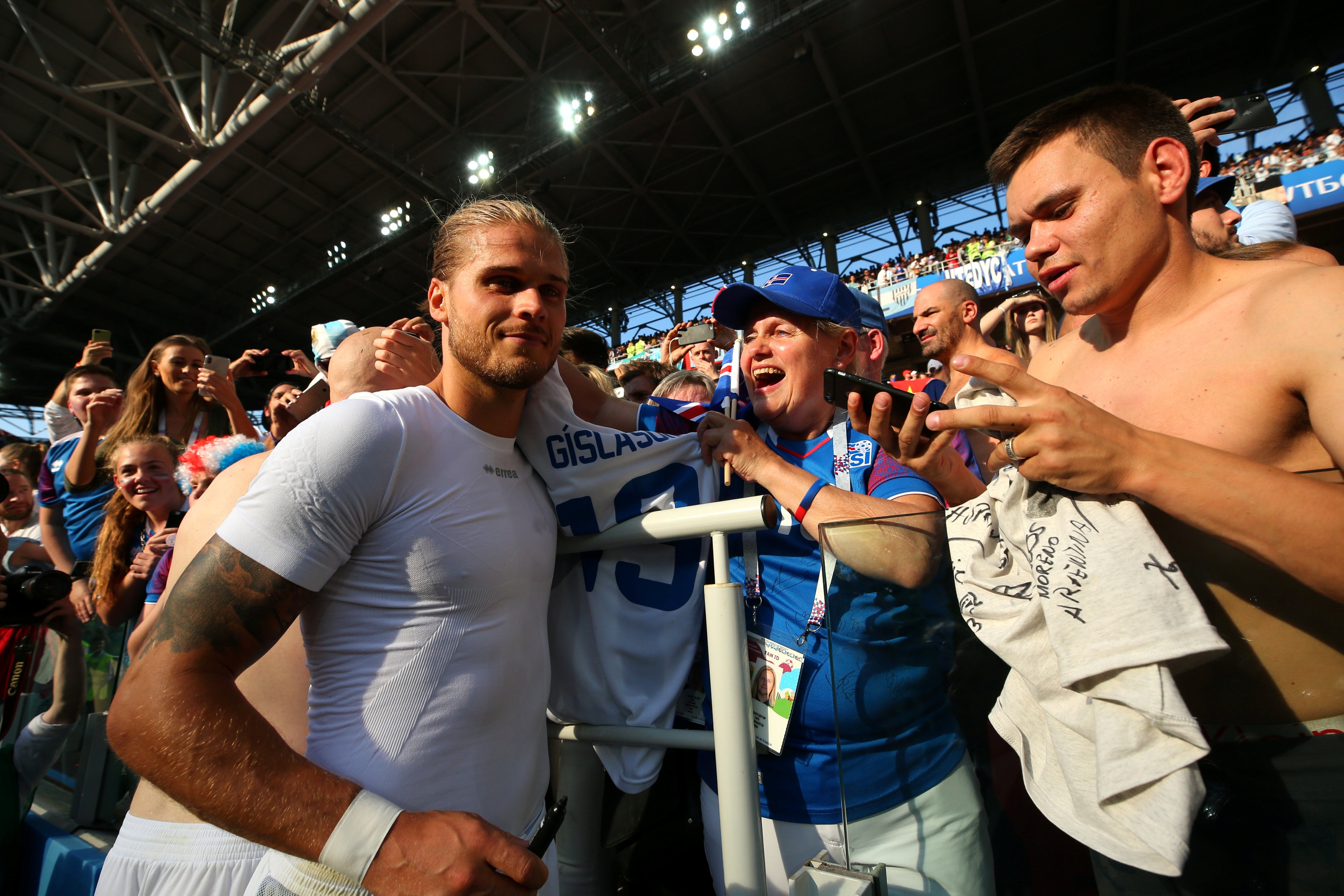 Tien ve nguoi mau Iceland anh 10