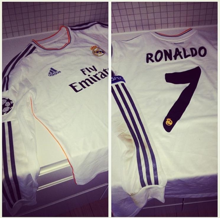 Tiền vệ người mẫu Iceland ảnh 9 Tien ve nguoi mau Iceland anh 9