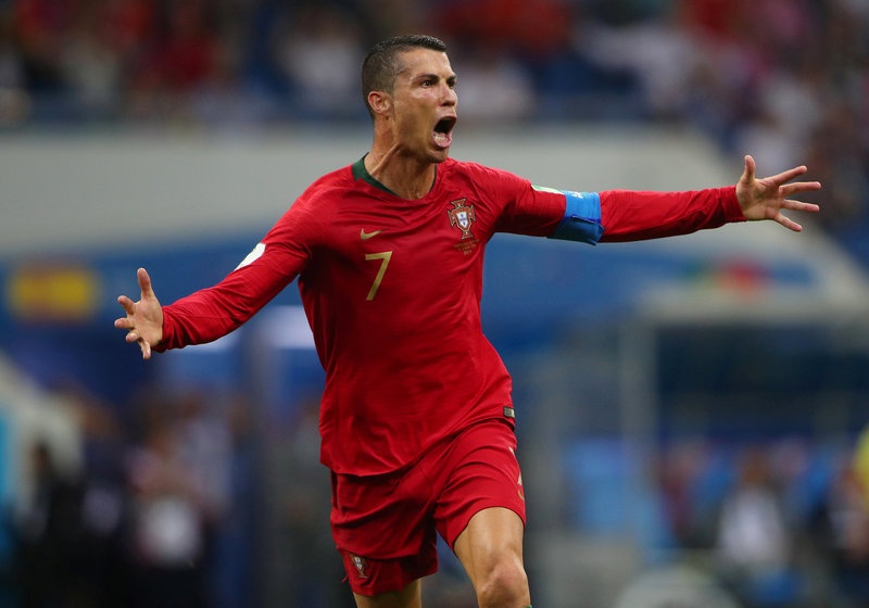 Ronaldo noi bat o doi hinh hay nhat luot 1 vong bang World Cup 2018 hinh anh