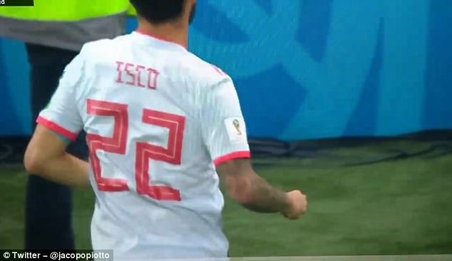 Isco cứu chú chim nhỏ trong trận Iran ảnh 3 Isco cuu chu chim nho trong tran Iran anh 3