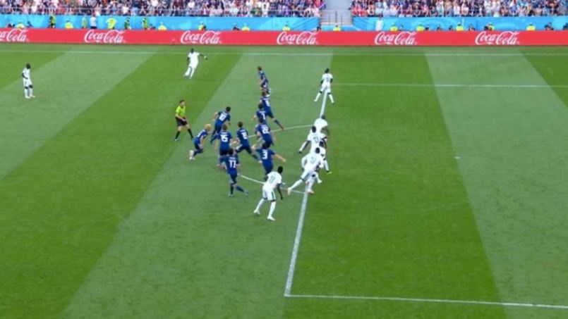 pha bay viet vi nua doi hinh doi thu cua Nhat Ban anh 1