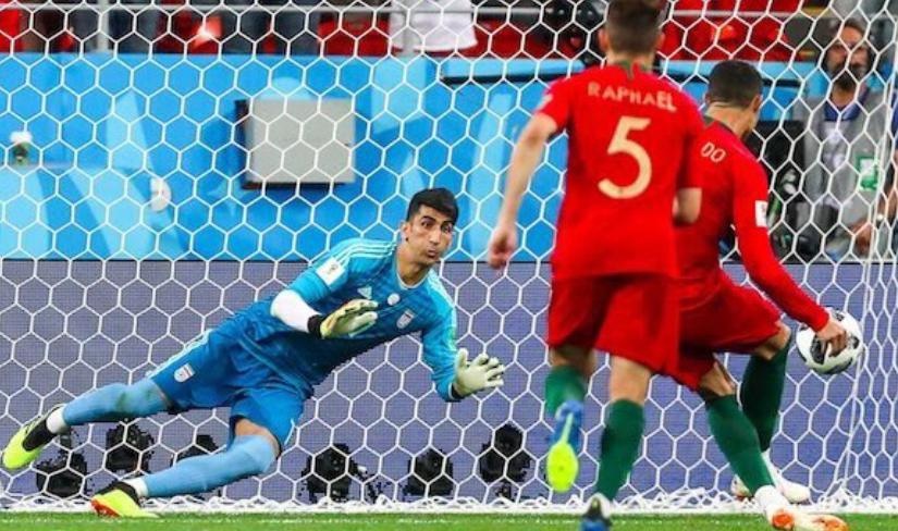 Thu mon Iran so huu cu nem bong dai nhat the gioi anh 1