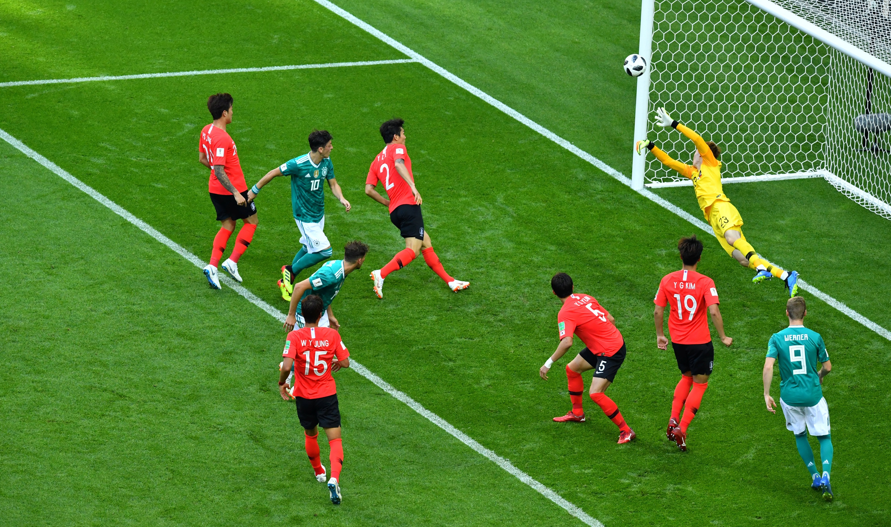 Dan sao Han Quoc guc nga sau ma ha nhuc DKVD Duc anh 7