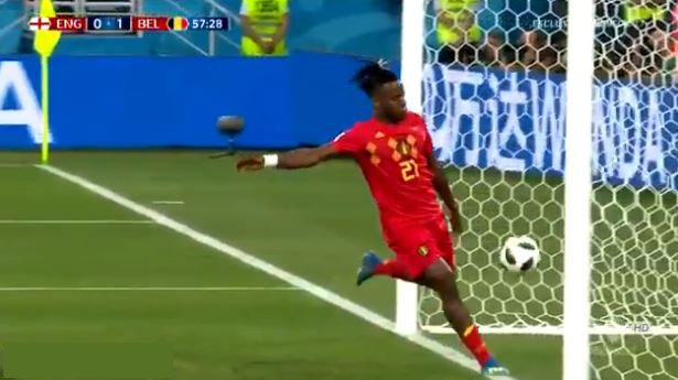 Sao Bi choang vang vi sut bong bat vao mat anh 2