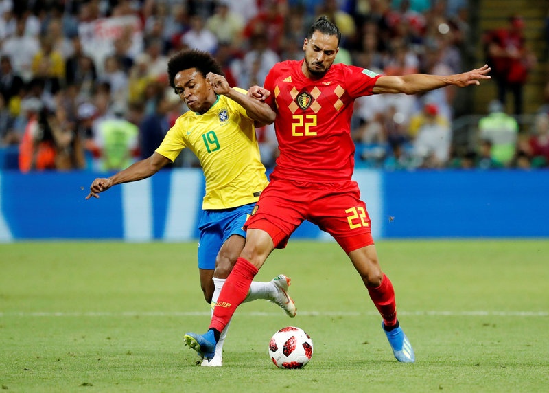 Cham diem Brazil 1-2 Bi anh 11