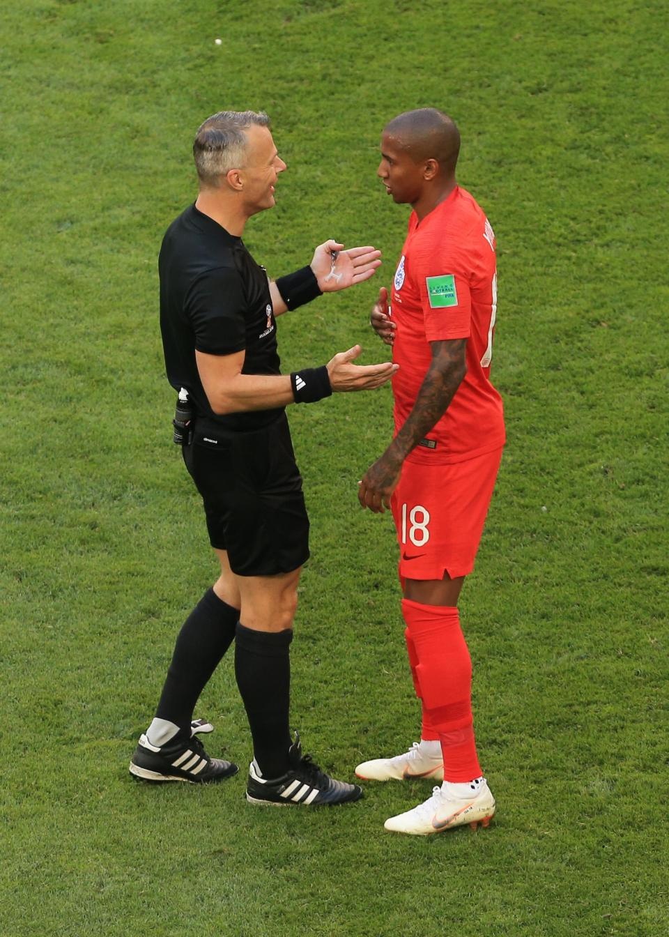 Trong tai giup Anh vao ban ket la trieu phu anh 1