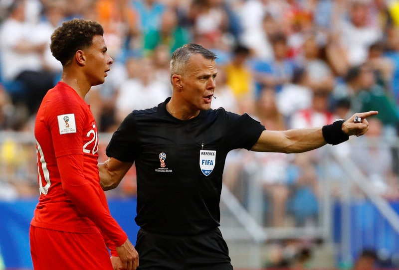 Trong tai giup Anh vao ban ket la trieu phu so huu chuoi sieu thi hinh anh