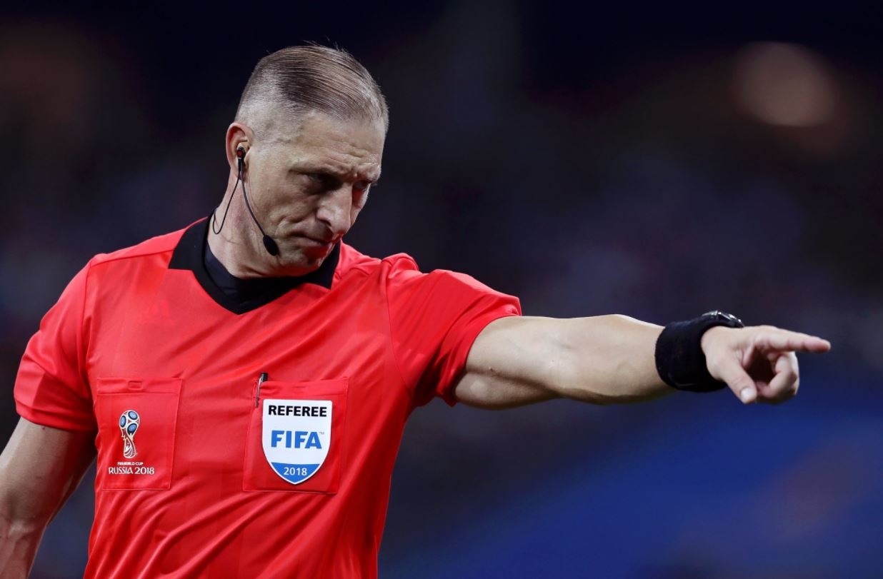 FIFA cong bo to trong tai chung ket World Cup 2018 hinh anh