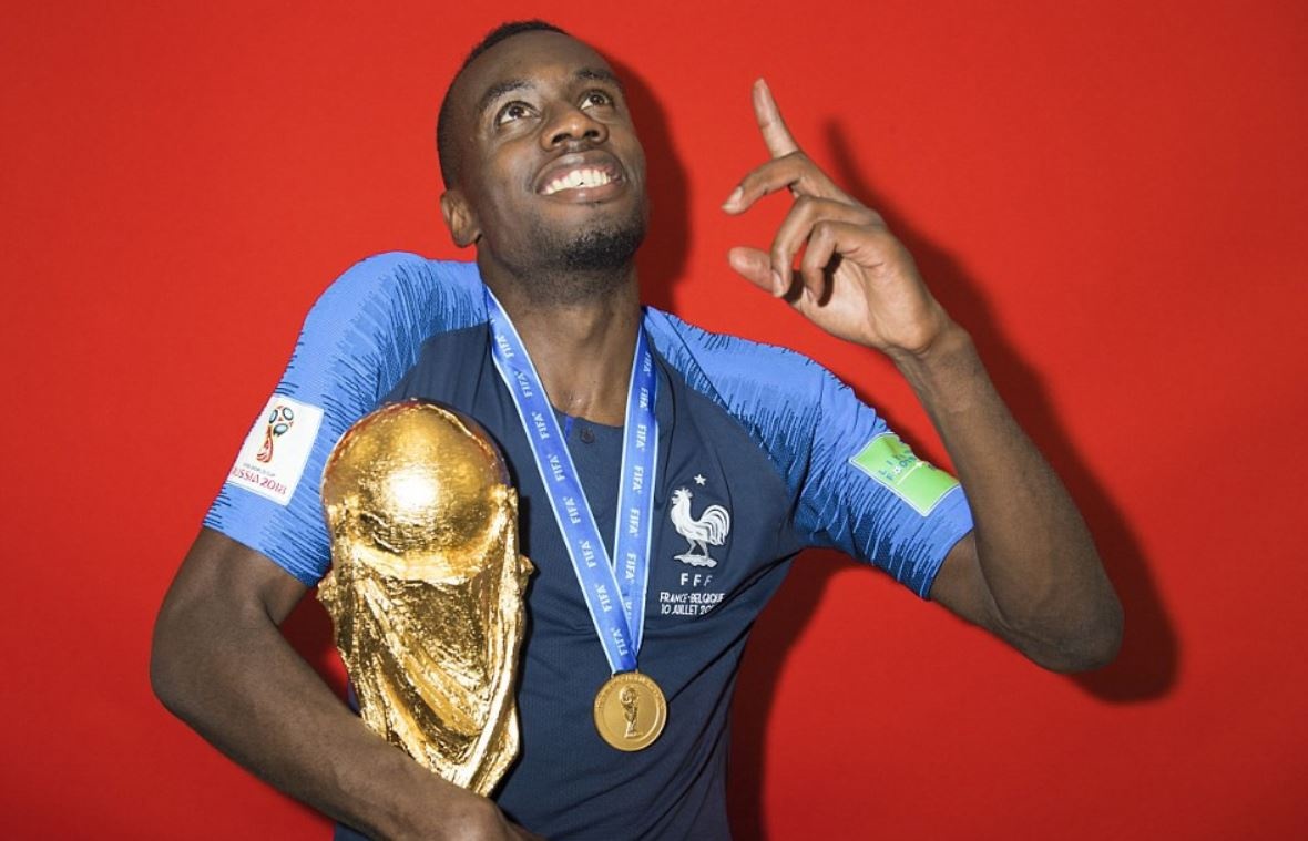 'Co Ronaldo, Juve tro thanh cau lac bo manh nhat the gioi' hinh anh