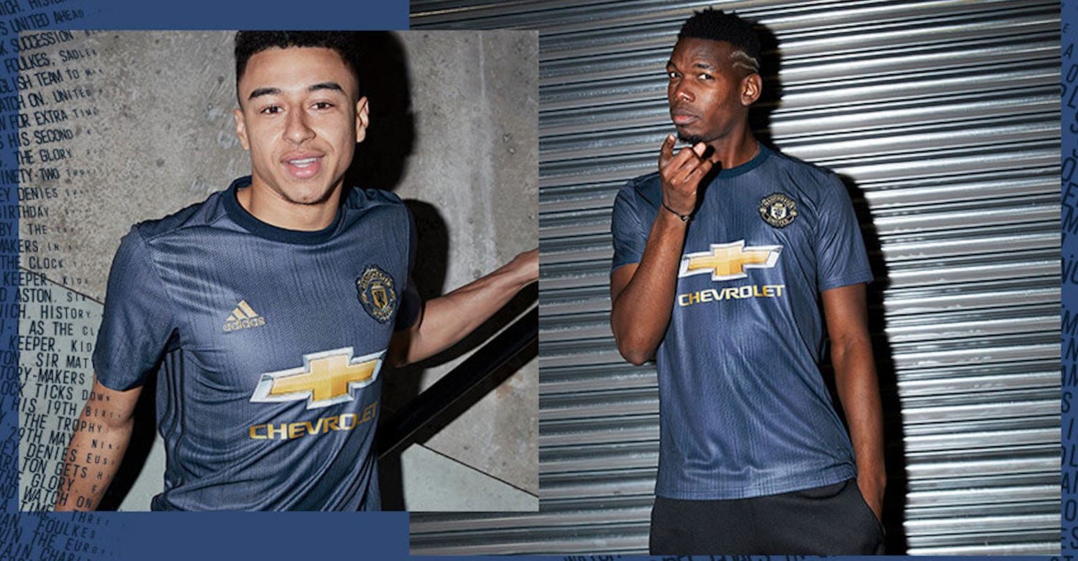 Ao dau Man Utd dat hon ve ca mua bayern anh 9