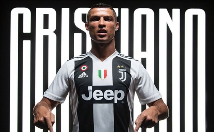 Ronaldo, Alisson va doi hinh dat gia nhat lich su chuyen nhuong hinh anh