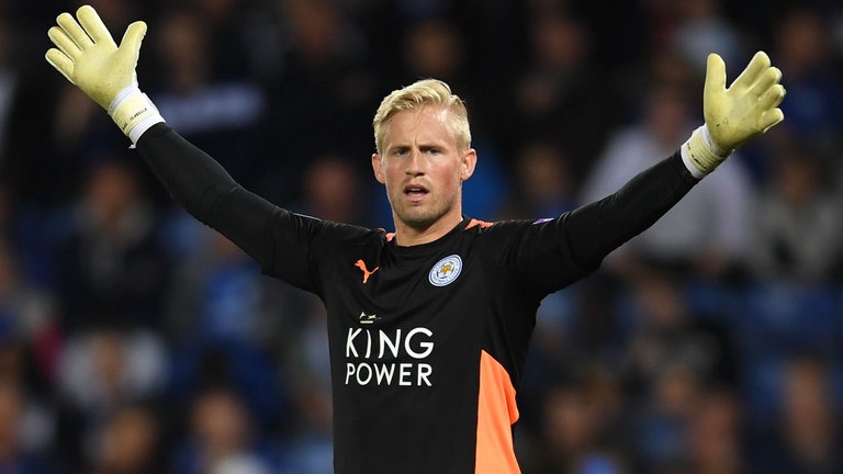 Doi hinh con trai huyen thoai anh 1