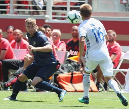 Luke Shaw bi cau thu MLS 'xau kim' anh 2