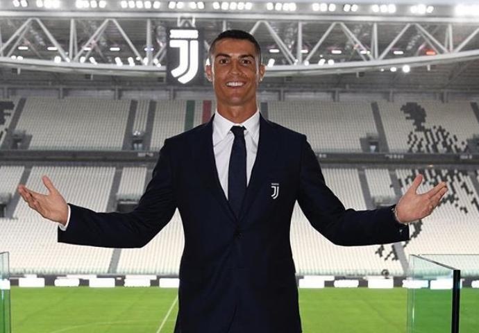 Dan sao Real tram ngam trong buoi tap vang Ronaldo anh 11